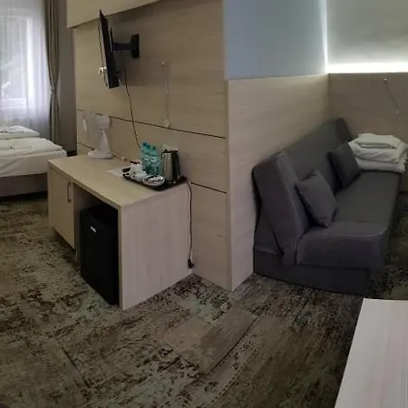 Nest Uniescie