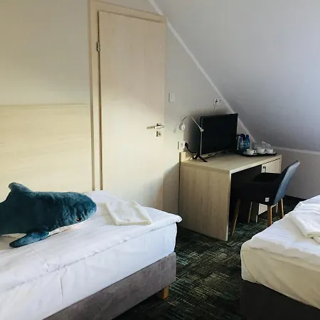 Nest * Унесьце