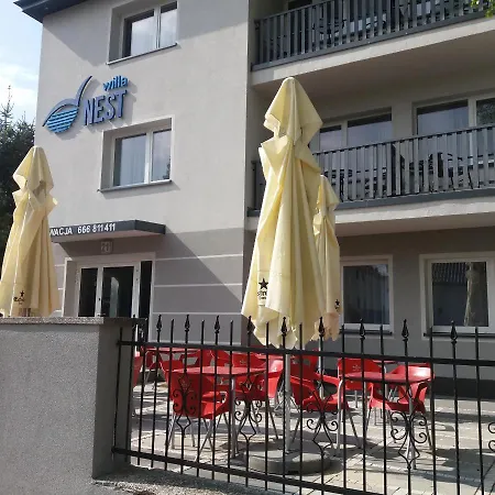 Nest * Унесьце